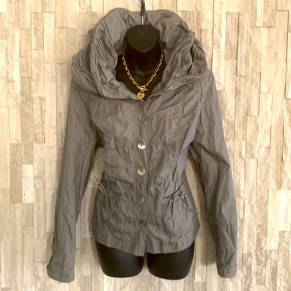 NWT designer SOLO statement jacket